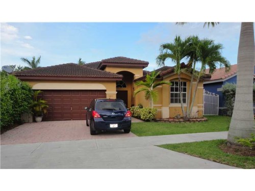 3821 SW 154 CT