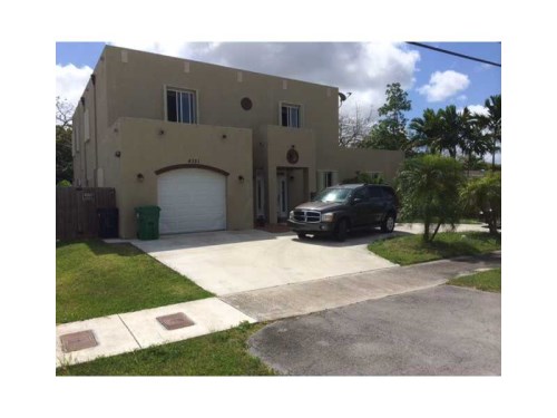 4331 SW 104 CT