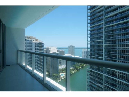 475 BRICKELL AV # 2709