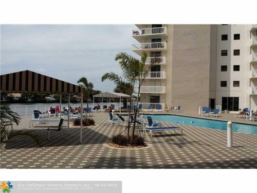 1600 S OCEAN DR # 7A