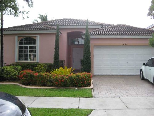 5434 NW 111 CT