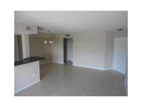 9615 NW 1 CT # 10-106