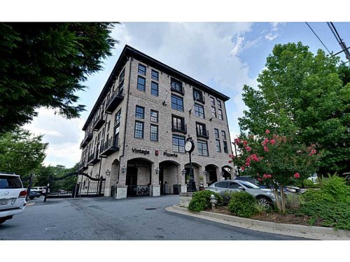 Unit 109 - 5434 Peachtree Road