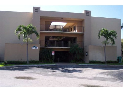 8025 SW 107 AV # 323