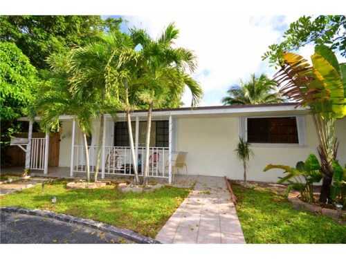 8811 NW 11 CT