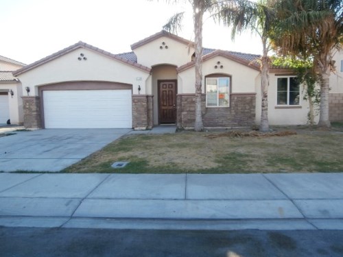 49129 Pluma Gris Place