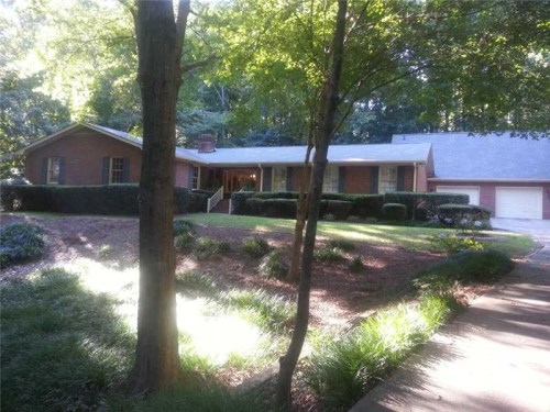 425 Longview Drive