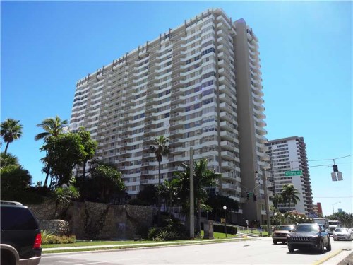 1980 S OCEAN DR # 17M