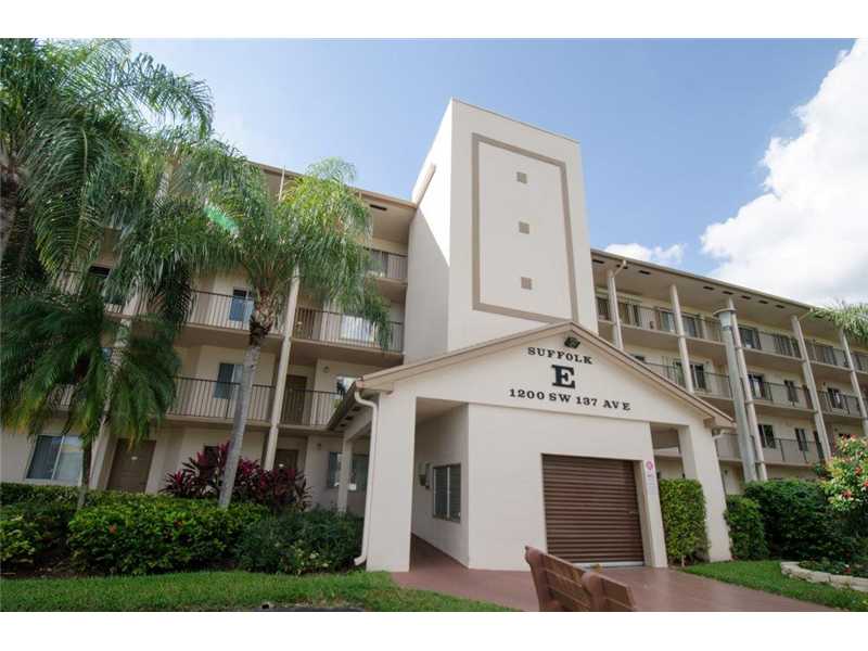 1200 SW 137 AV # 414E