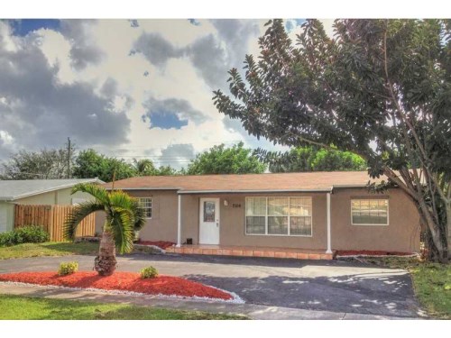 7100 NW 25 CT