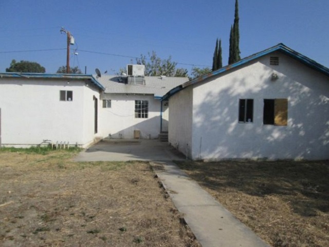 7520 Los Feliz Drive