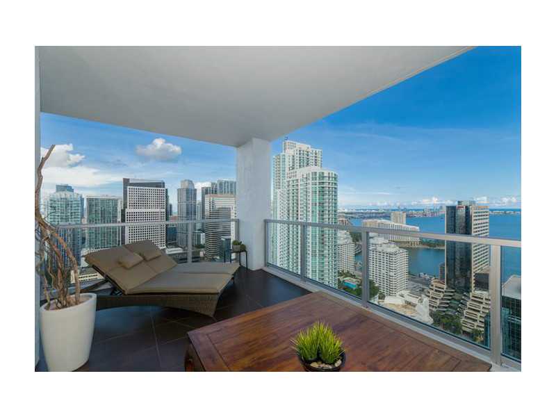 1050 BRICKELL AV # 3406