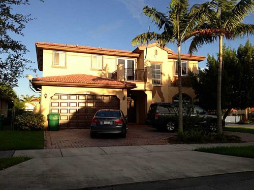 6517 SW 162 CT