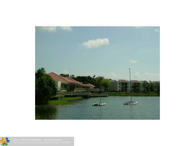 106 Lake Emerald Dr # 303