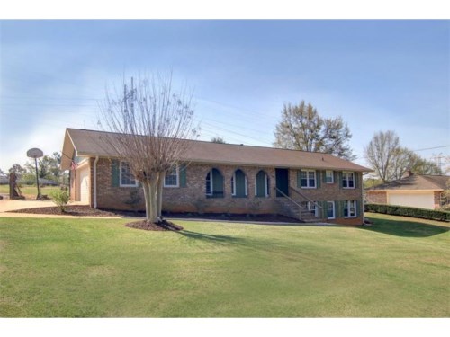 174 Colonial Hills Road