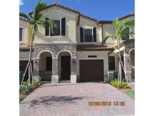 8759 NW 98 CT # 8759