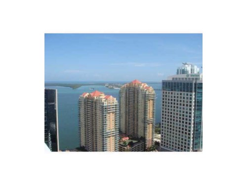 951 BRICKELL AV # 3911