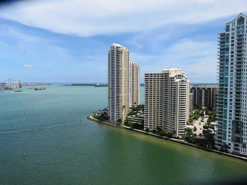 325 S BISCAYNE BL # 2715