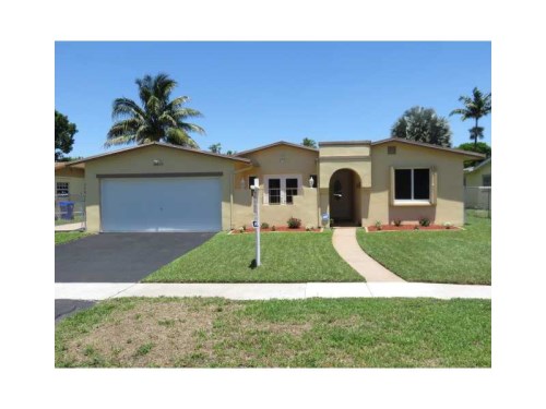 9011 NW 18 CT