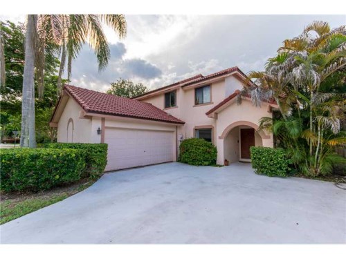 9561 NW 18 CT