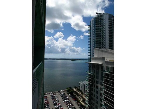 1200 BRICKELL BAY DR # 2819