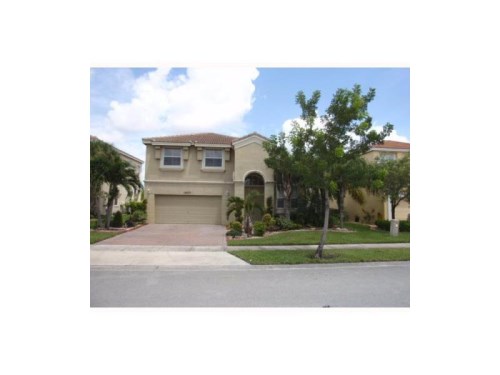 15633 SW 52 CT