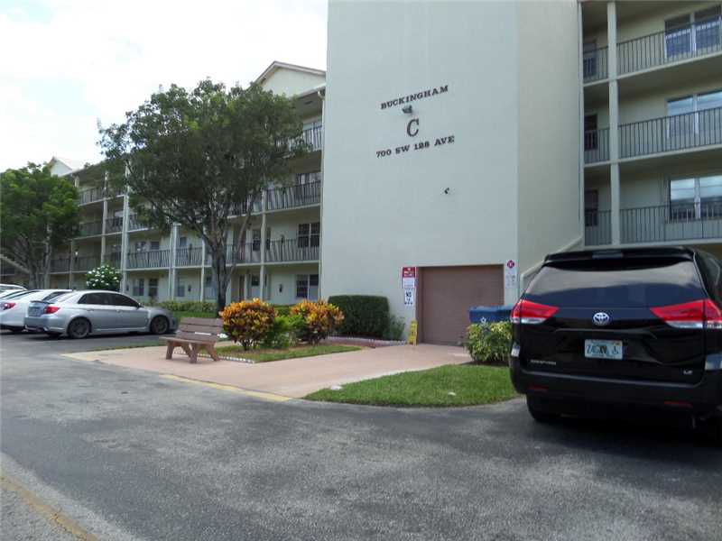 700 SW 128 AV # 202C