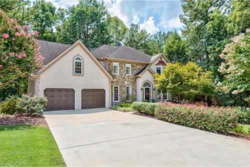 415 Holly Stream Trail