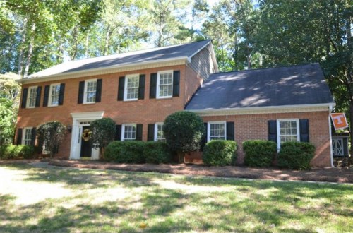 3222 Chinquapin Court