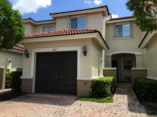 4871 NW 114 CT # 4871