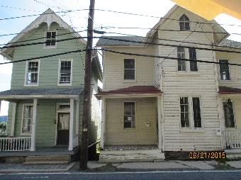 73 1/2 S Main St