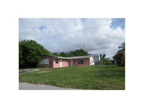 421 NW 35 CT # 1-2