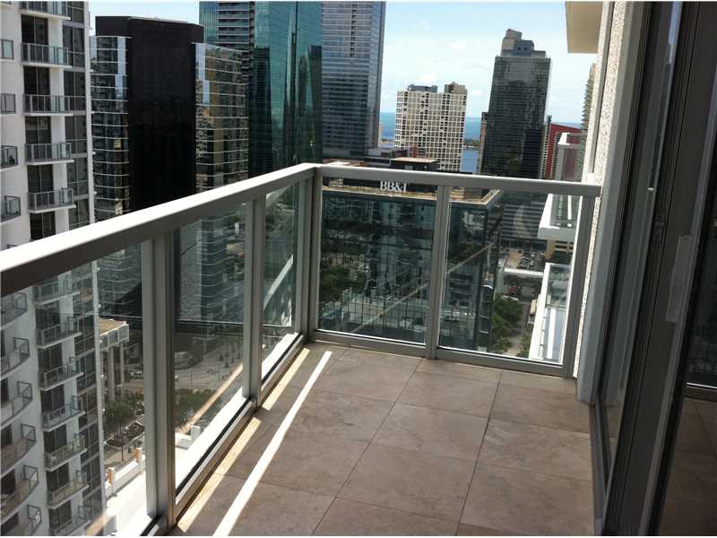 1050 BRICKELL AV # 2808