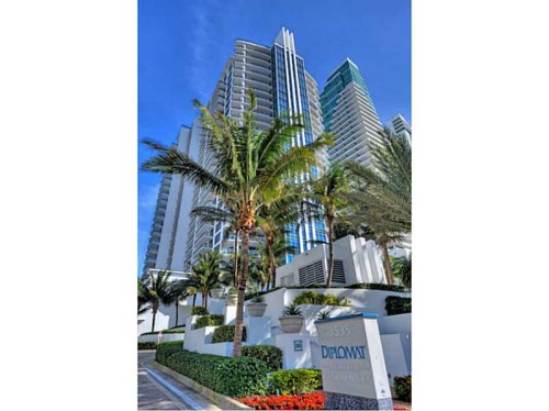 3535 S OCEAN DR # 1904