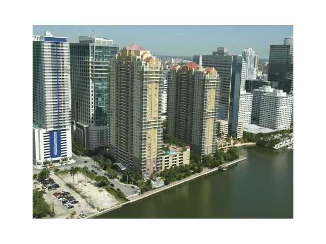 1155 BRICKELL BAY DR # 3407