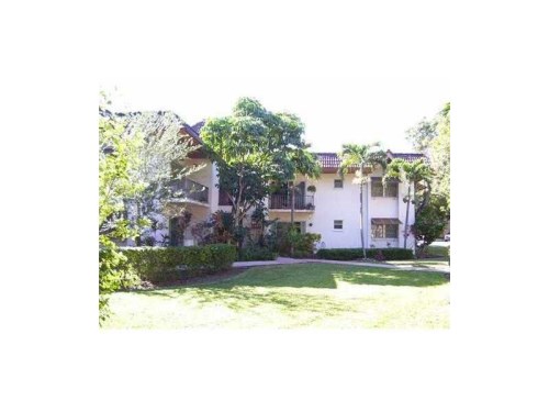 9472 SW 77 AV # P4