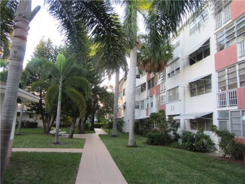 1333 E Hallandale Beach Blv # 328