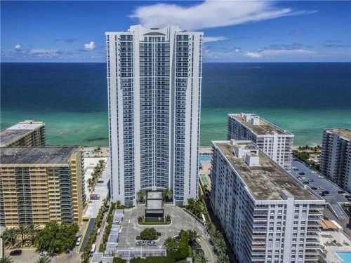 2711 S Ocean Dr # 3104