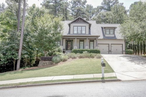 2741 Oak Village Trail