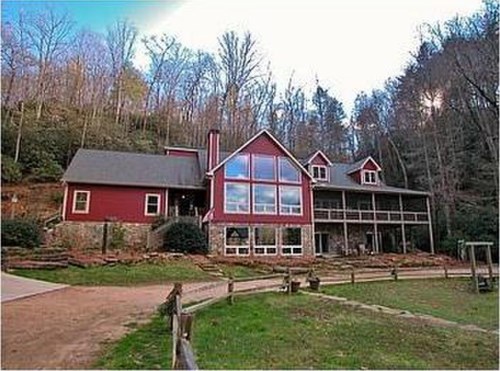 984 Limberlost Trail