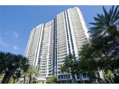 21205 YACHT CLUB DR # 304