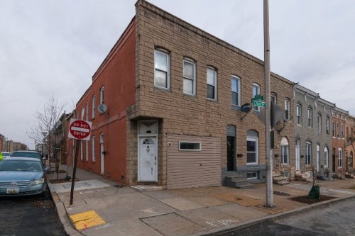 2424 E Fayette St